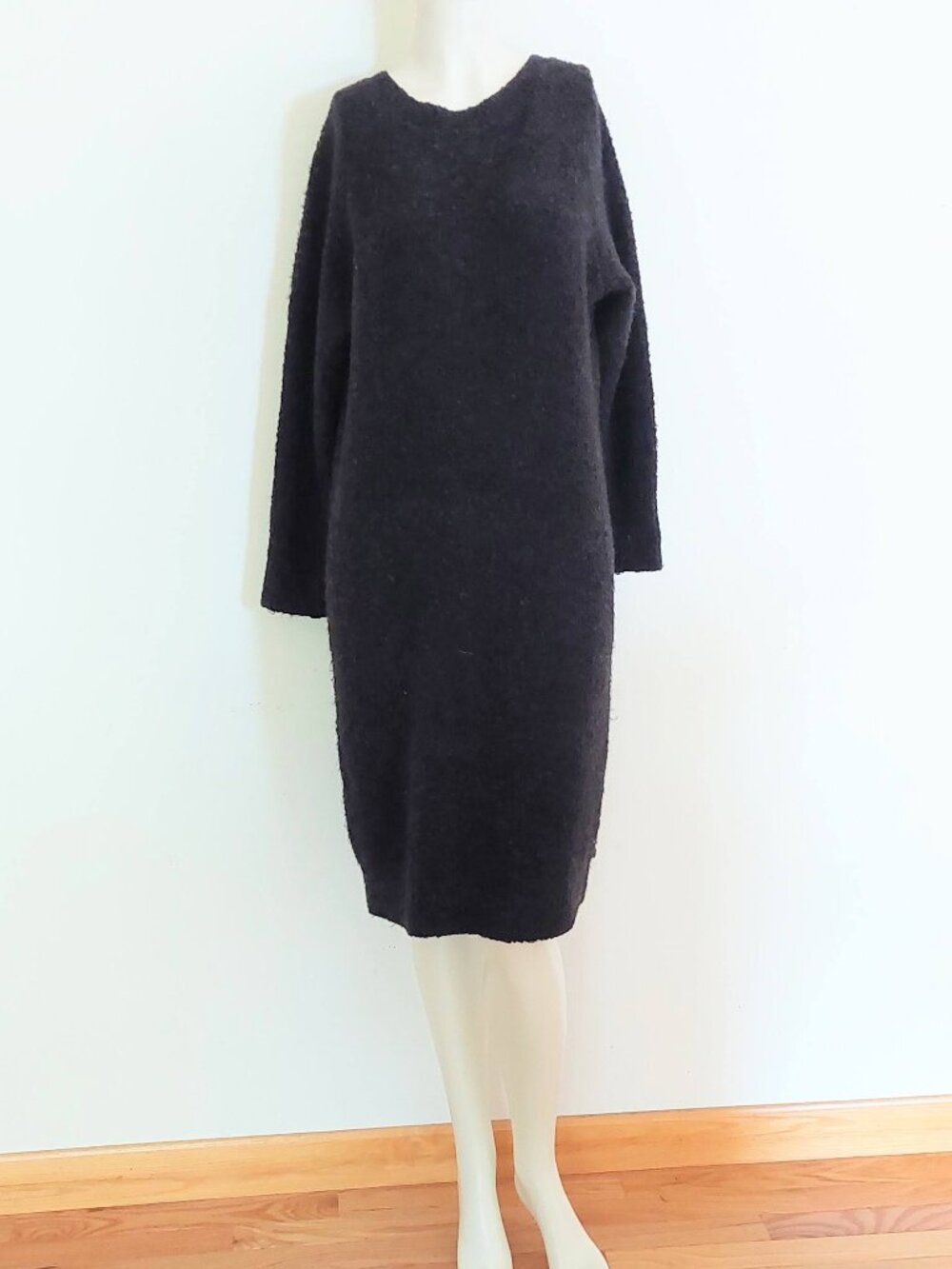 UNIQLO Charcoal Heather Nubby Wool-blend Scoop Neck L/S Sweater Dress Size: M